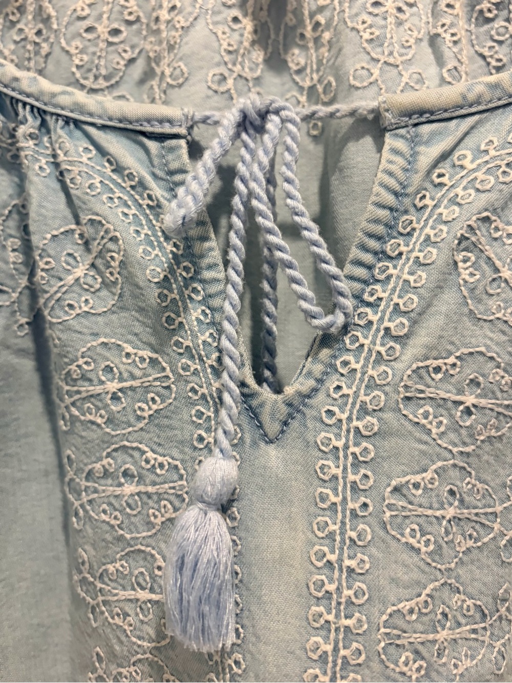 J.Jill Denim Embroidered Tencel Peasant Top Large Petite Tassel Boho Blue - Picture 4 of 14